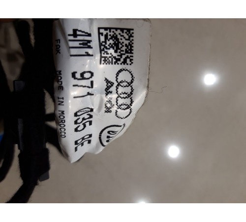 Электропроводка обшивки двери(передняя левая)