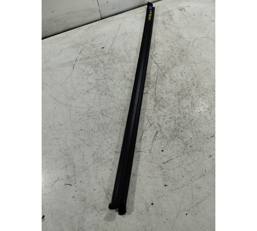 Уплотнитель стекла передний правый внутренний