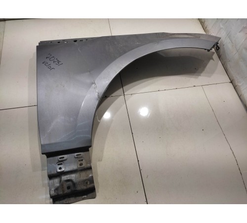 Крыло (переднее, правое)