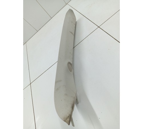 Обшивка стойки передняя правая