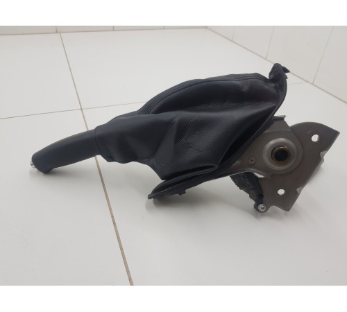 Рычаг ручного тормоза (ручник)