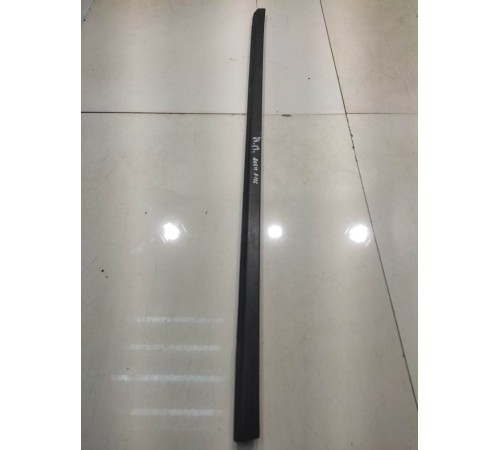 Уплотнитель стекла(передний правый наружний)