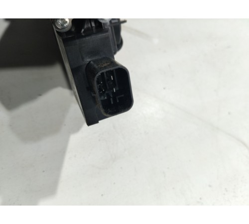 Стеклоподъемник (задний правый)