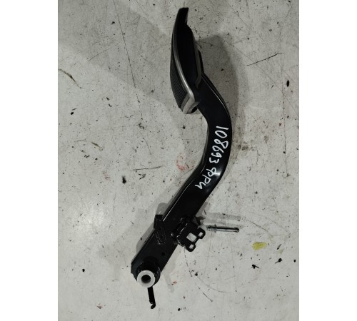 Педаль тормоза