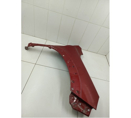 Крыло переднее правое