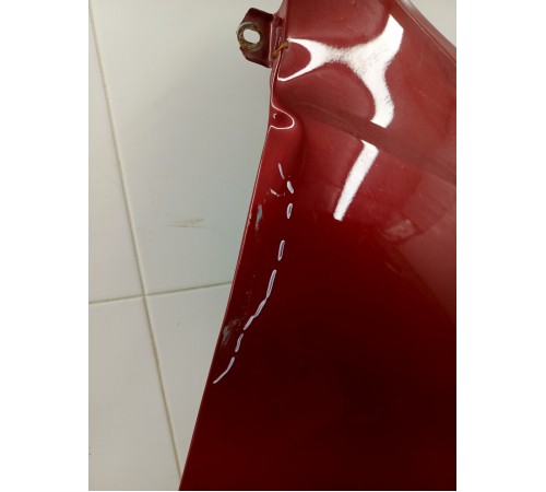 Крыло переднее правое