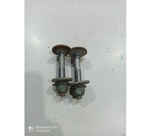 Болты регулировки задней подвески верхние