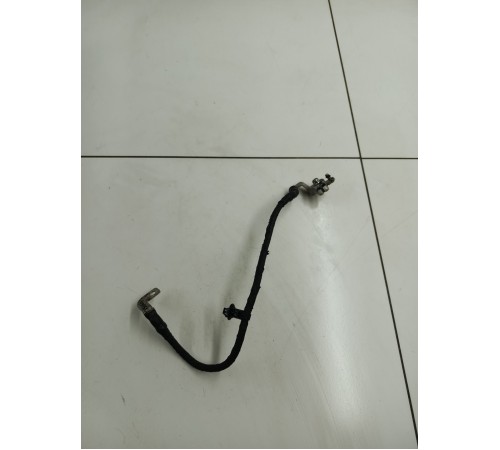 Клемма аккумулятора