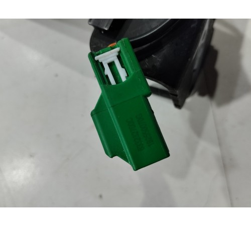 Ответная часть ремня безопасности задняя