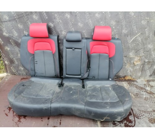 Задний ряд сидений