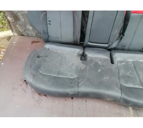 Задний ряд сидений