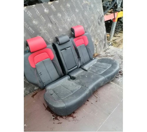Задний ряд сидений