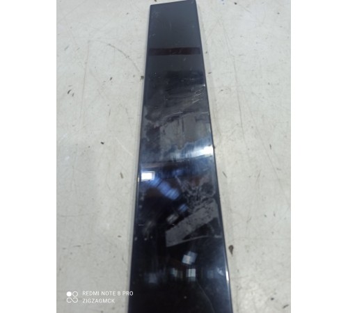 Накладка двери (передняя левая)