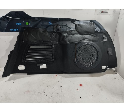 Обшивка багажника (задняя левая)