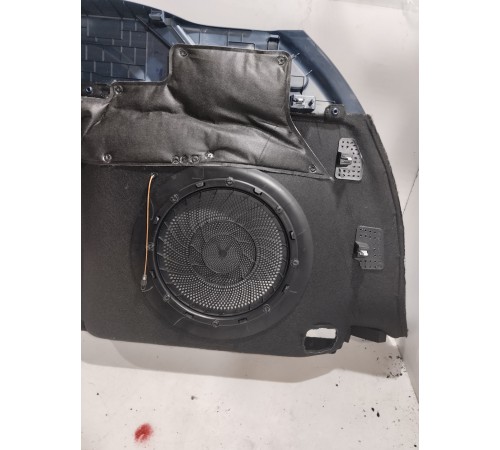 Обшивка багажника (задняя левая)