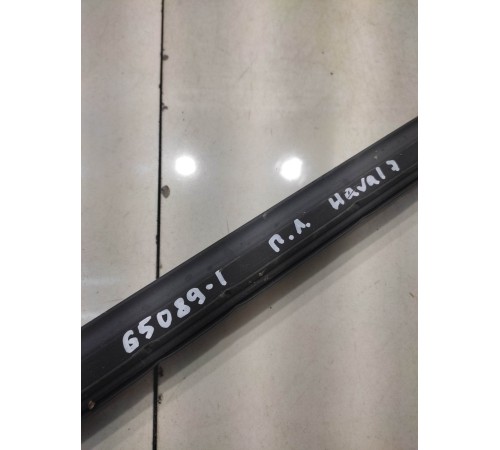 Уплотнитель стекла (передний, левый, внутренний)