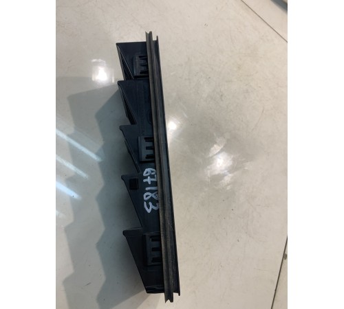 Воздухозаборник (задний, левый)