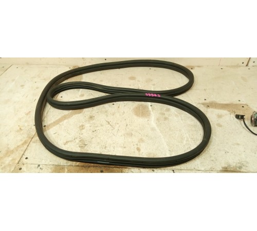 Резинка уплотнительная задняя правая