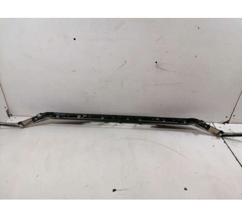 Накладка крышки багажника