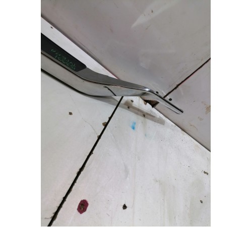 Накладка крышки багажника