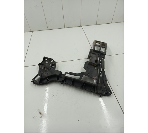 Кронштейн заднего бампера левый