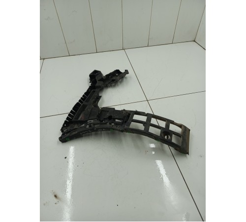 Кронштейн заднего бампера левый