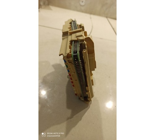 Блок предохранителей (салонный)