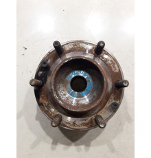 Ступица передняя левая