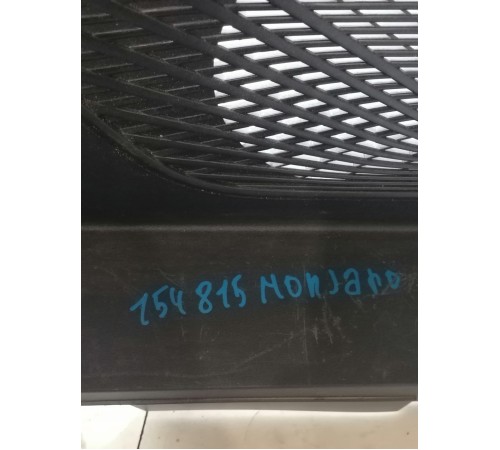 Обшивка багажника правая