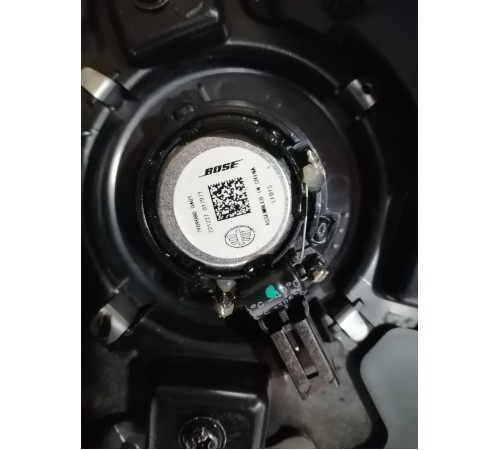 Обшивка двери задняя левая