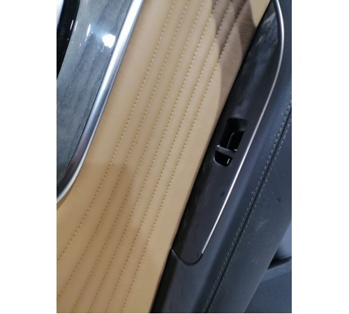 Обшивка двери задняя левая