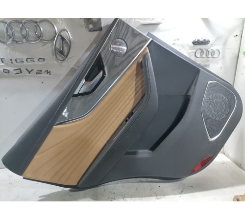 Обшивка двери задняя левая