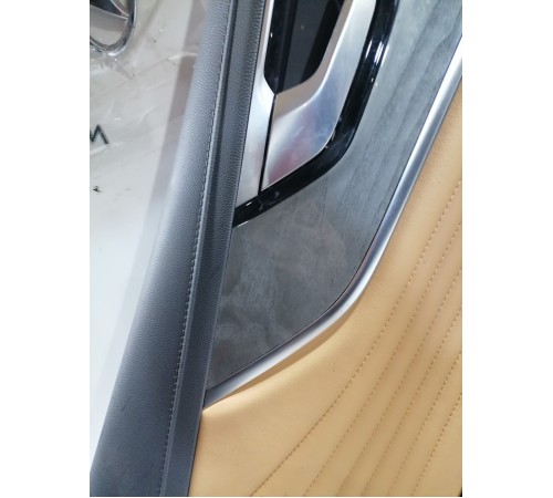 Обшивка двери задняя левая