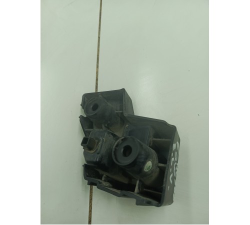 Кронштейн заднего бампера левый верхний