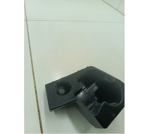 Кронштейн заднего бампера левый верхний