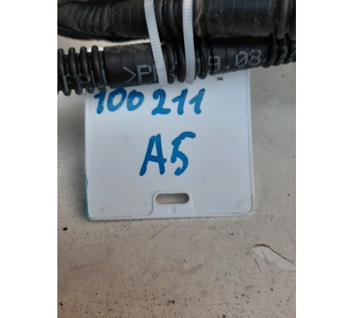 Шланг (трубка) стеклоомывателя фары передний правый