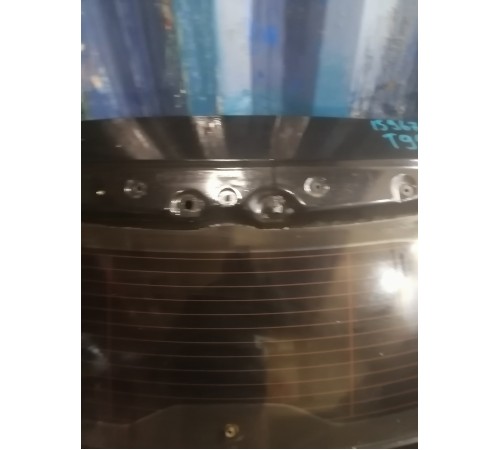 Крышка багажника со стеклом