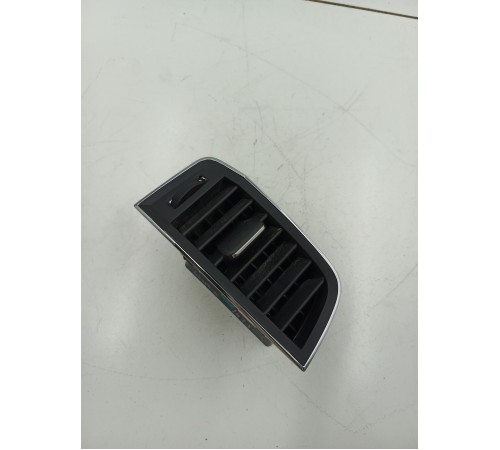 Воздушный дефлектор передний левый