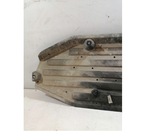 Защита антигравийная задняя левая