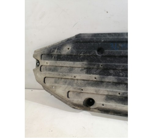 Защита антигравийная задняя левая