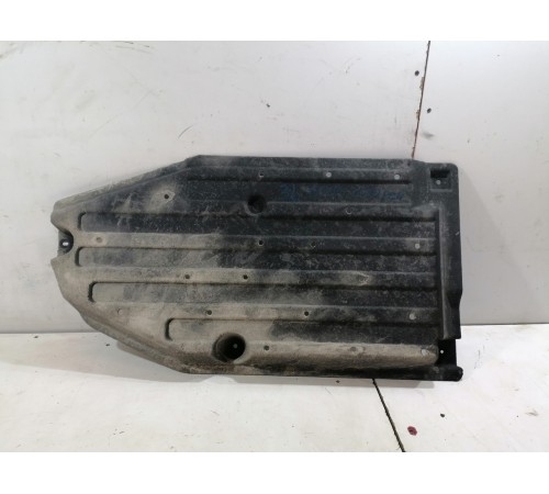 Защита антигравийная задняя левая