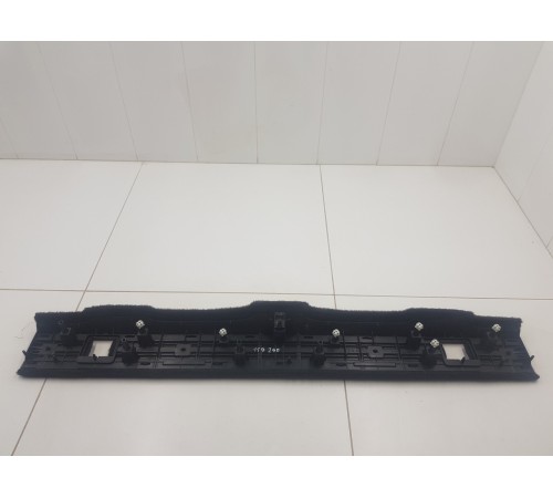 Обшивка багажника