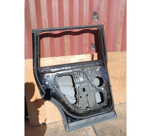 Дверь задняя левая