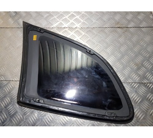 Стекло заднее задн. прав.