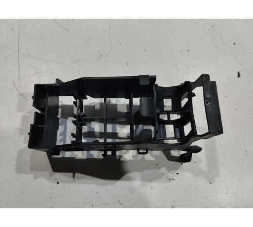 Кронштейн(крепление) электропроводки салона