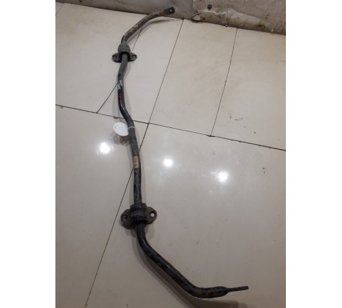 Стабилизатор передний