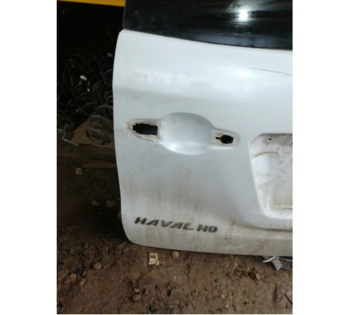 Крышка багажника (пятая дверь)