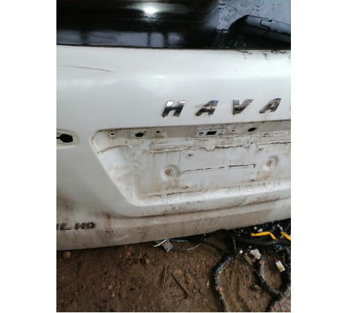 Крышка багажника (пятая дверь)