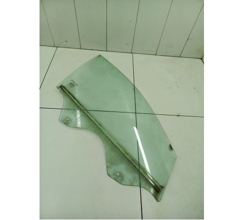 Стекло двери переднее правое