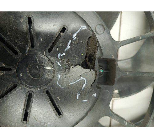 Вентилятор радиатора в сборе